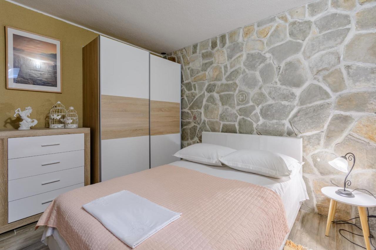 Villa Secluded Paradise Omiš Εξωτερικό φωτογραφία