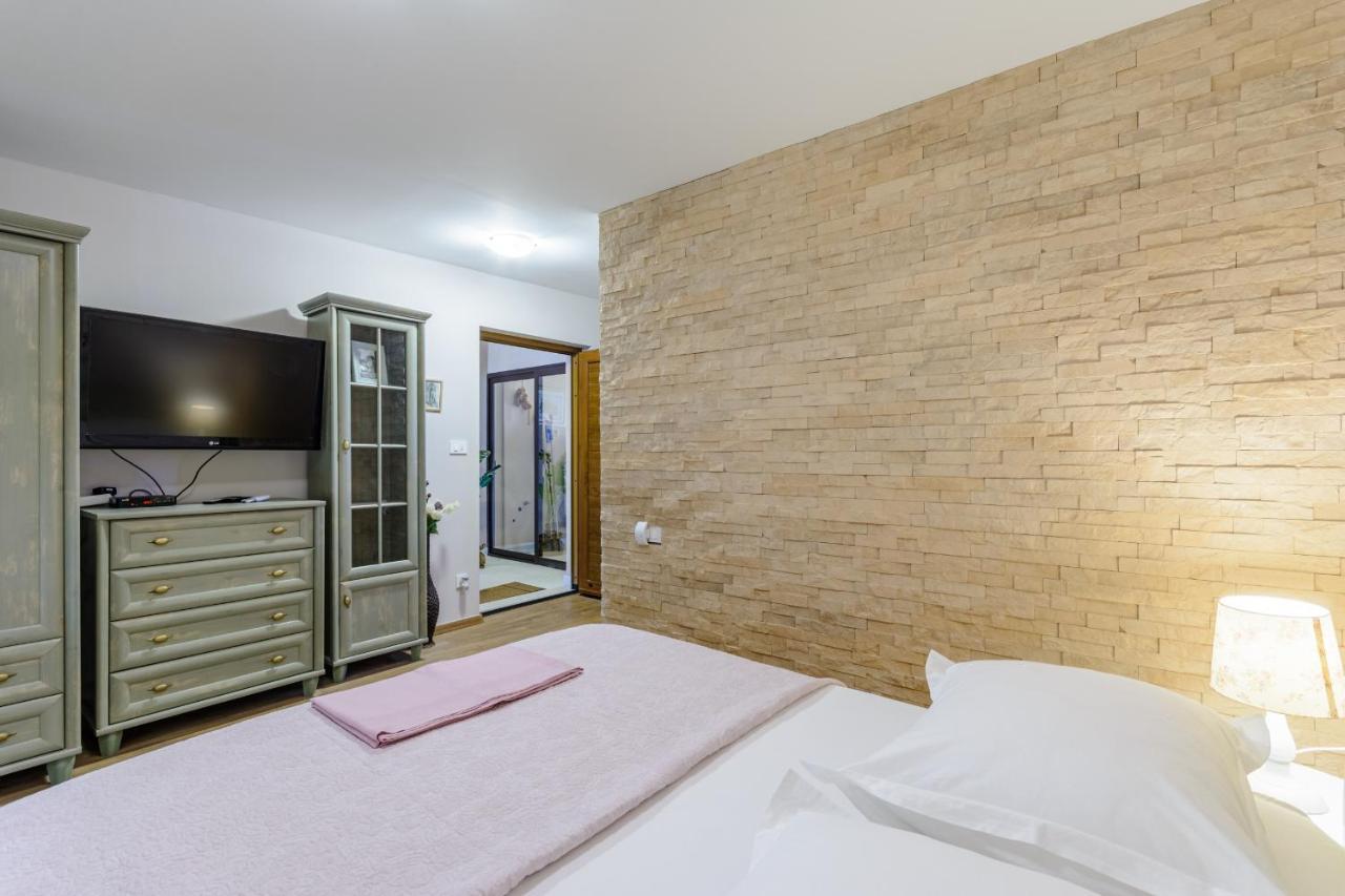 Villa Secluded Paradise Omiš Εξωτερικό φωτογραφία
