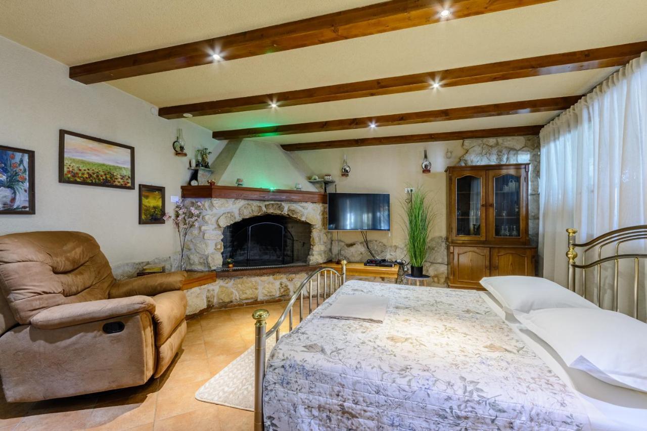 Villa Secluded Paradise Omiš Εξωτερικό φωτογραφία